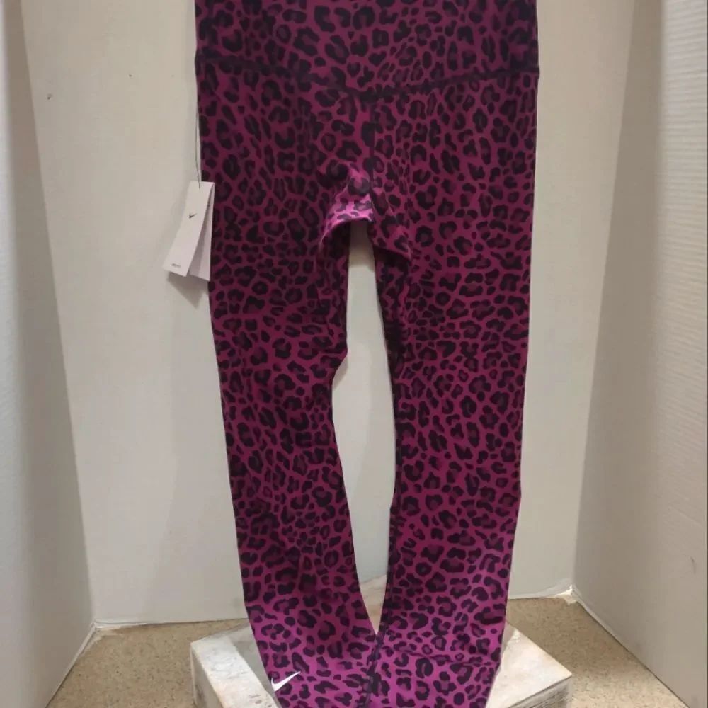 👍 Nike Dri Fit Workout Leggings Size Small Petite. W1